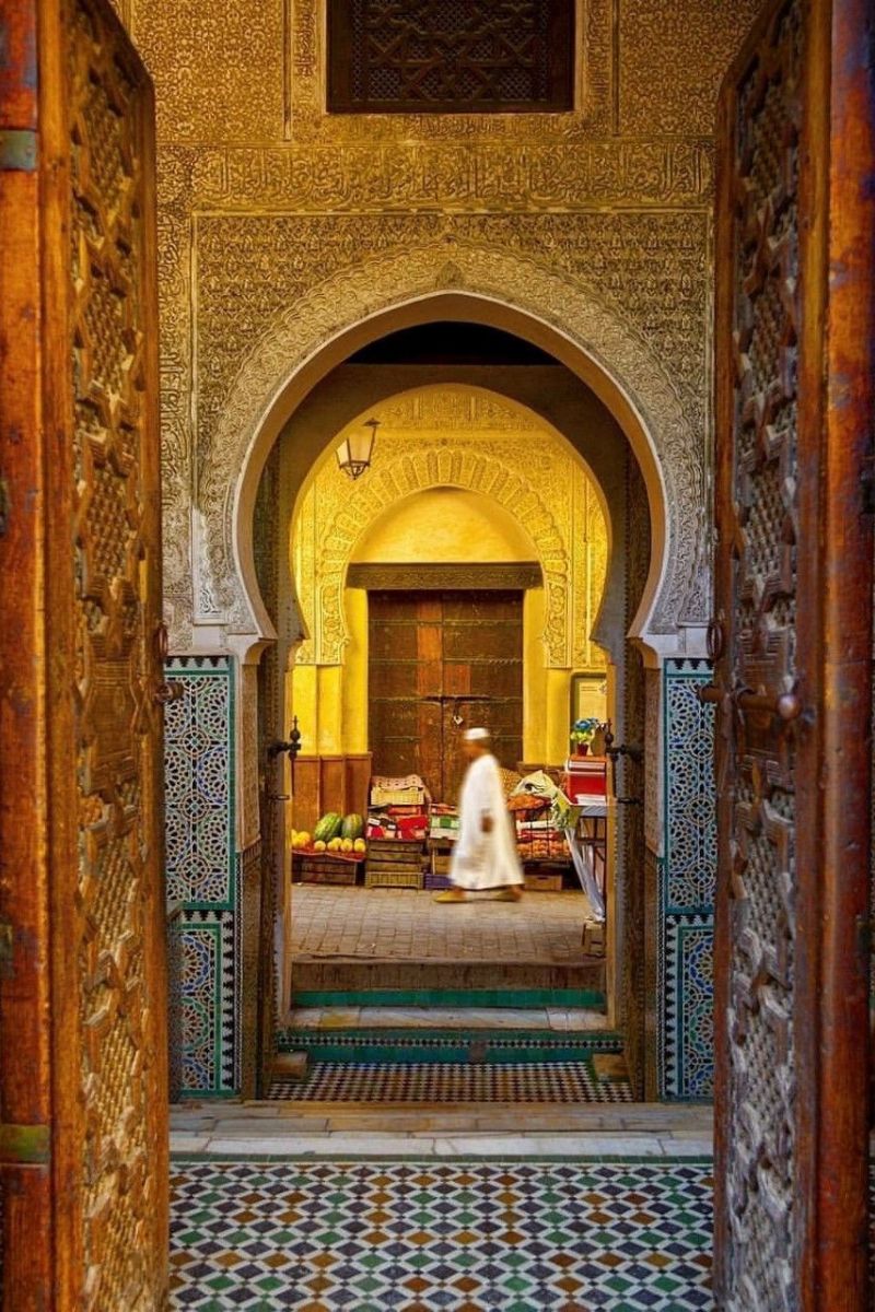 Tour from Casablanca to Chefchaouen, Volubilis & Fes (5)